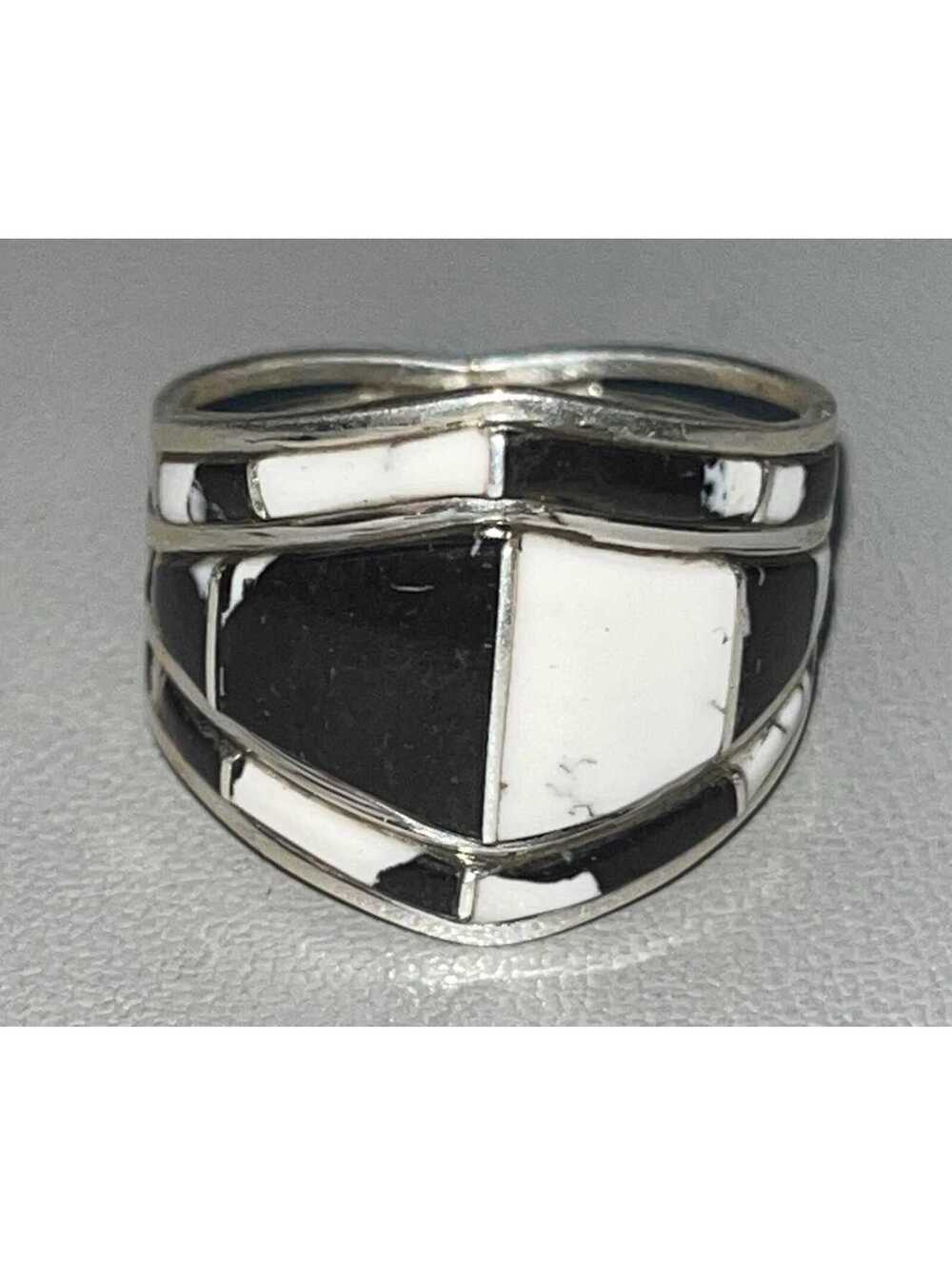 Navajo sterling silver inlay cluster white buffalo turquoise ring size 7.25